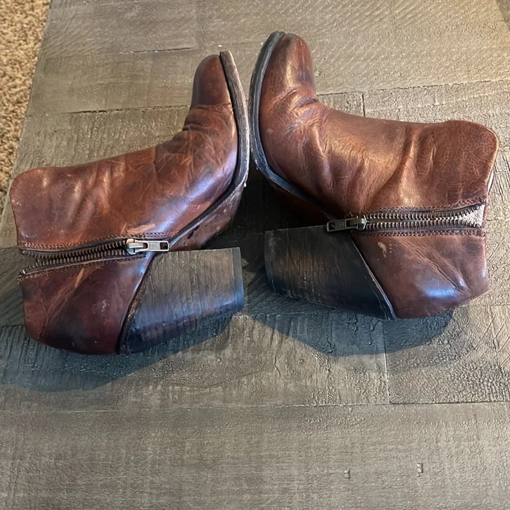 Freebirds Detroit cognac ankle boots